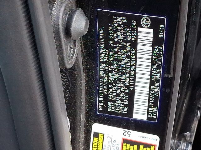 Vehicle image 28 of 32