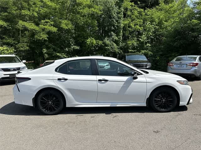 Vehicle image 4 of 29