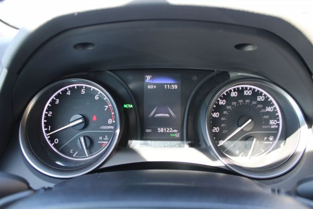Vehicle image 15 of 30