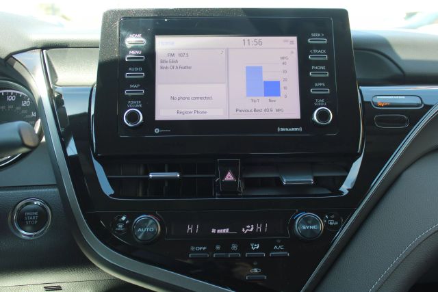 Vehicle image 11 of 30