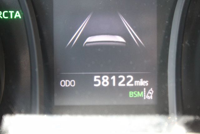 Vehicle image 16 of 30