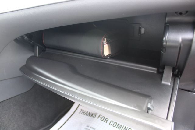 Vehicle image 22 of 30