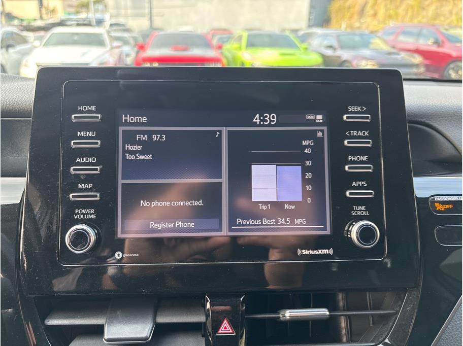 Vehicle image 24 of 29