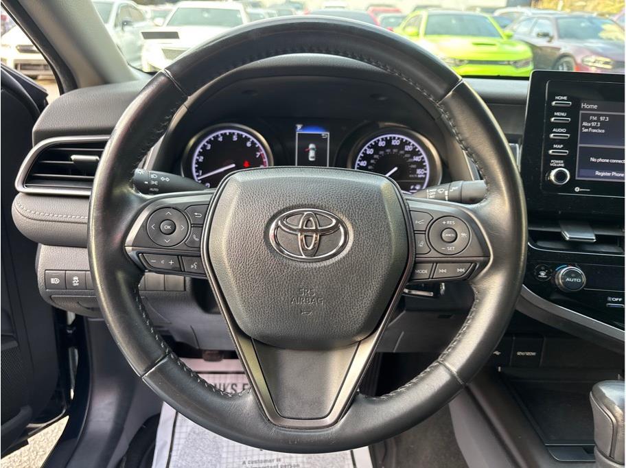 Vehicle image 20 of 29