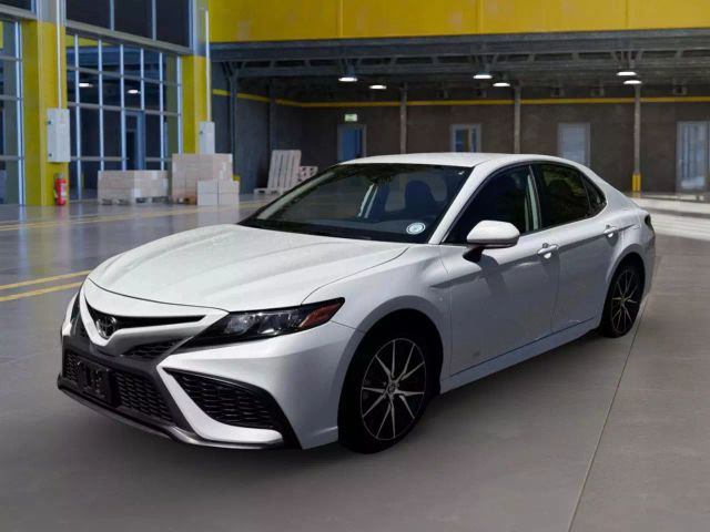 Vehicle image 9 of 25