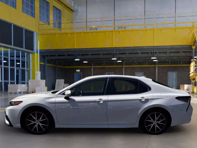 Vehicle image 2 of 25