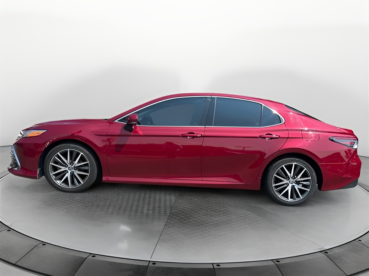 Vehicle image 20 of 23