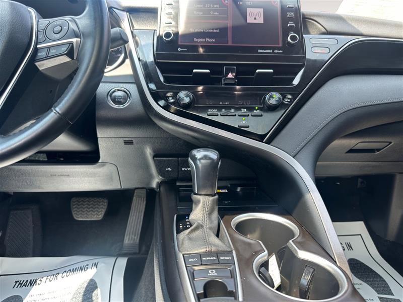 Vehicle image 11 of 23