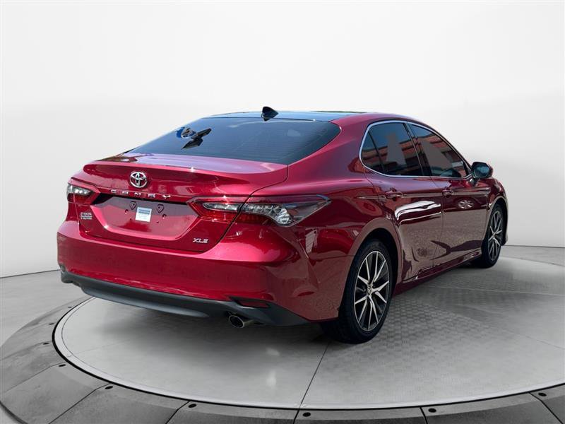 Vehicle image 6 of 23