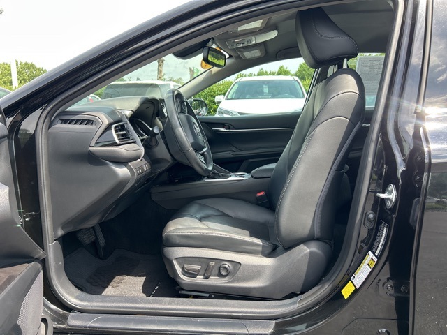 Vehicle image 12 of 30