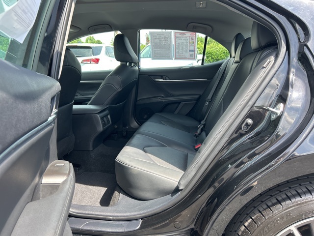 Vehicle image 13 of 30
