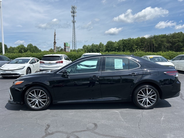 Vehicle image 6 of 30
