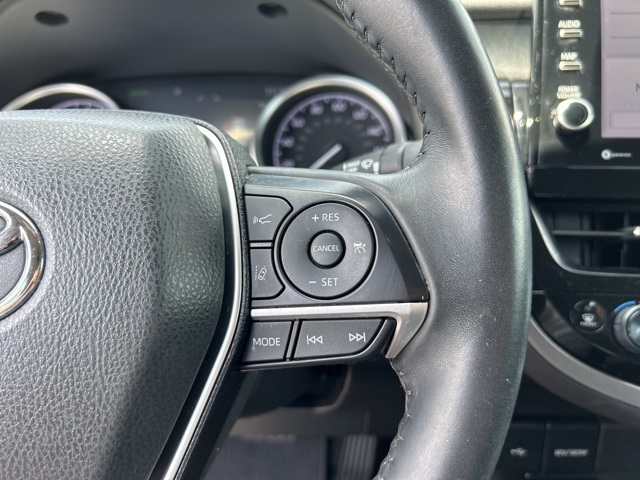 Vehicle image 19 of 30