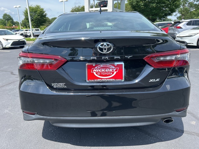 Vehicle image 7 of 30