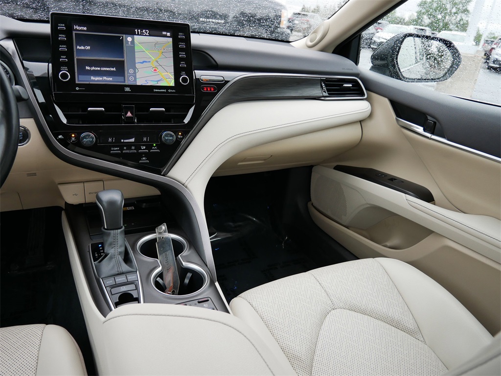 Vehicle image 22 of 30