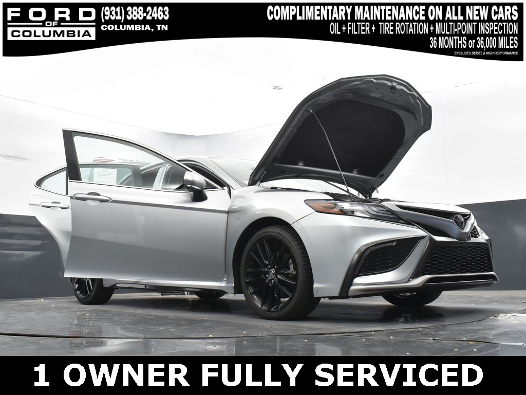 Vehicle image 10 of 42