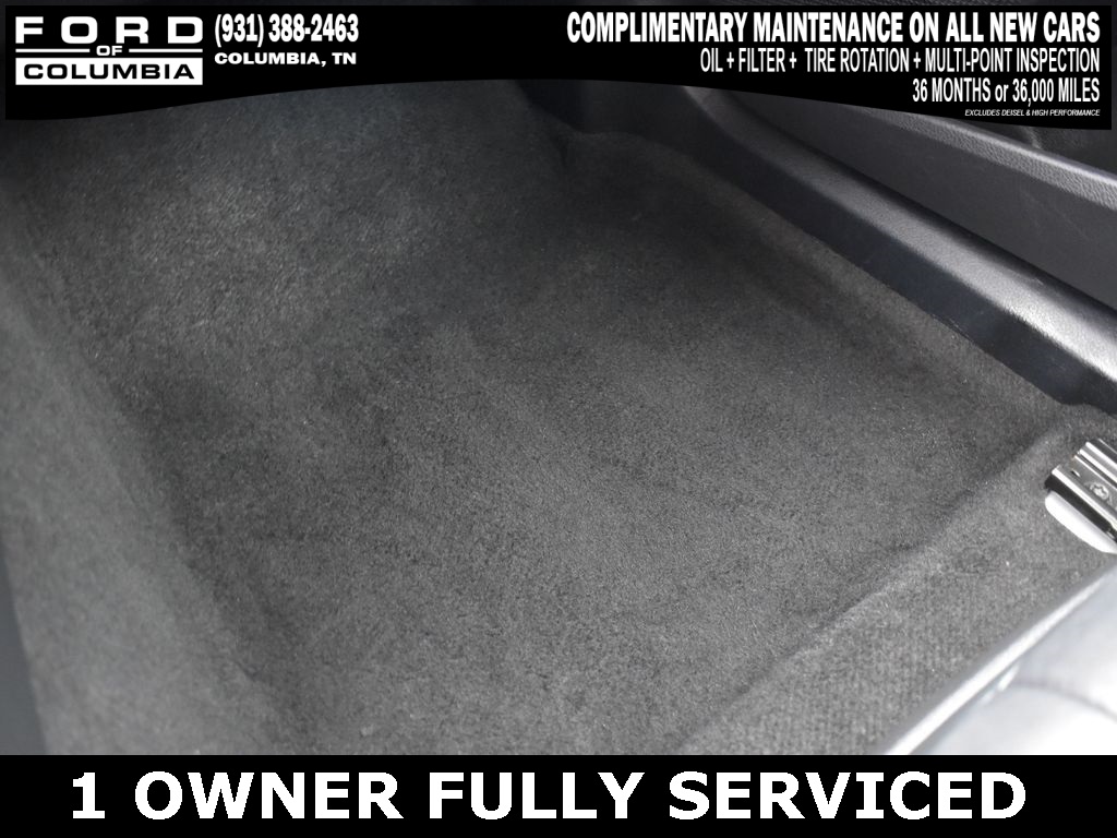 Vehicle image 33 of 42