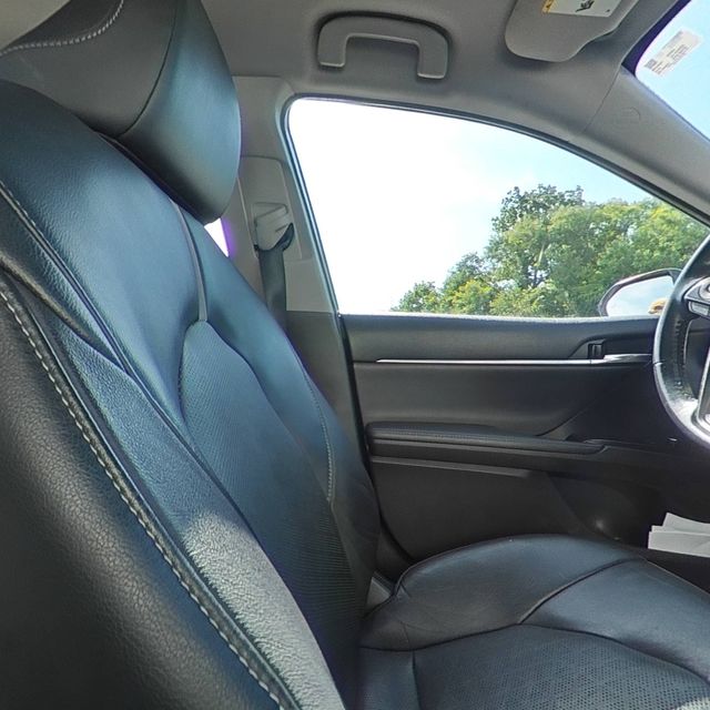 Vehicle image 16 of 36