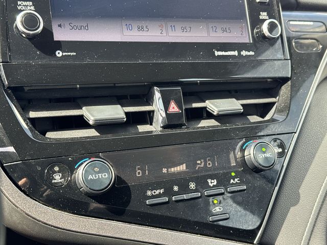 Vehicle image 23 of 36