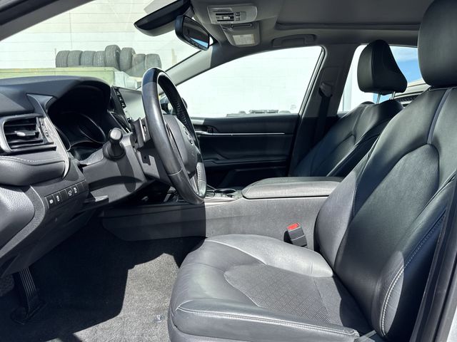 Vehicle image 17 of 36