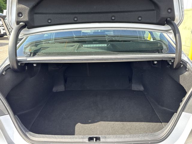 Vehicle image 11 of 36