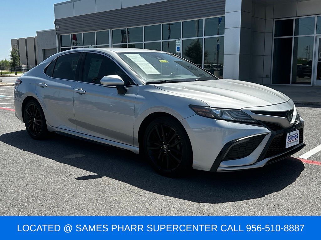 2022 Toyota Camry XSE Image 3 of 29