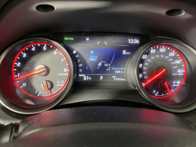 Vehicle image 15 of 27