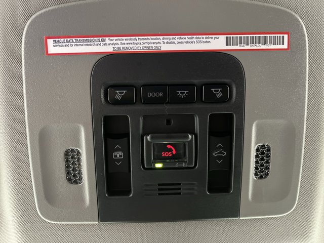 Vehicle image 20 of 27
