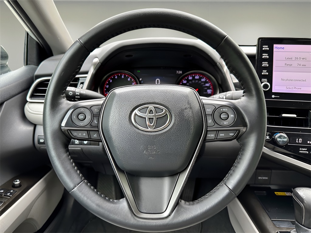 Vehicle image 15 of 37