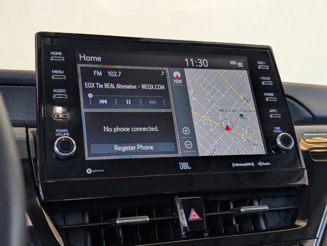 Vehicle image 21 of 44
