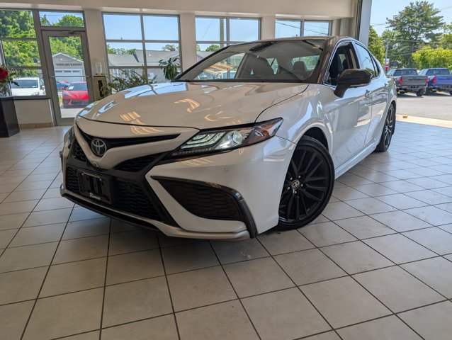 Vehicle image 1 of 44