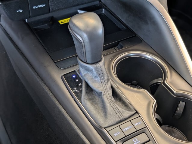 Vehicle image 25 of 44