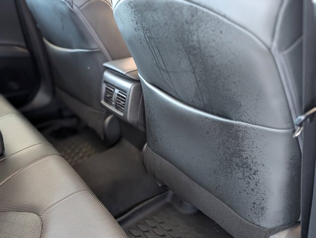 Vehicle image 41 of 44