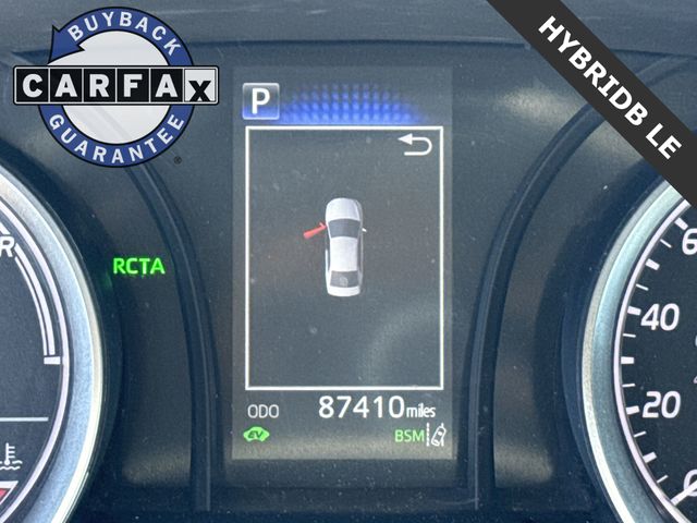 Vehicle image 18 of 34