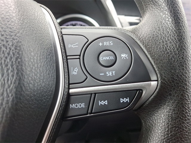 Vehicle image 23 of 37