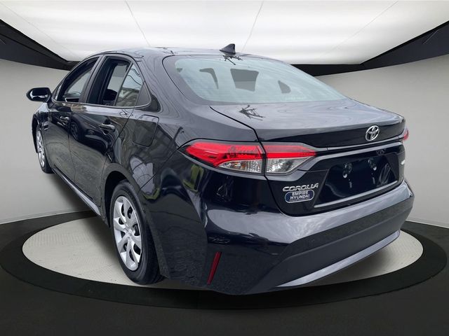 Vehicle image 7 of 32