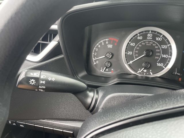 Vehicle image 31 of 32