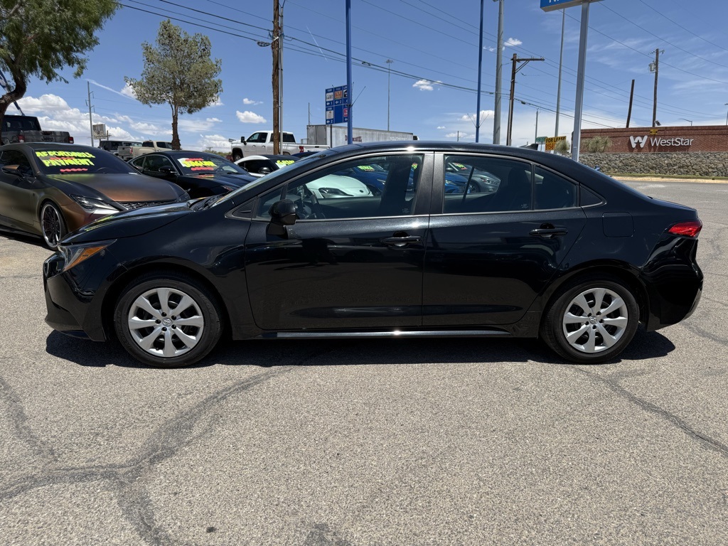 Vehicle image 7 of 21