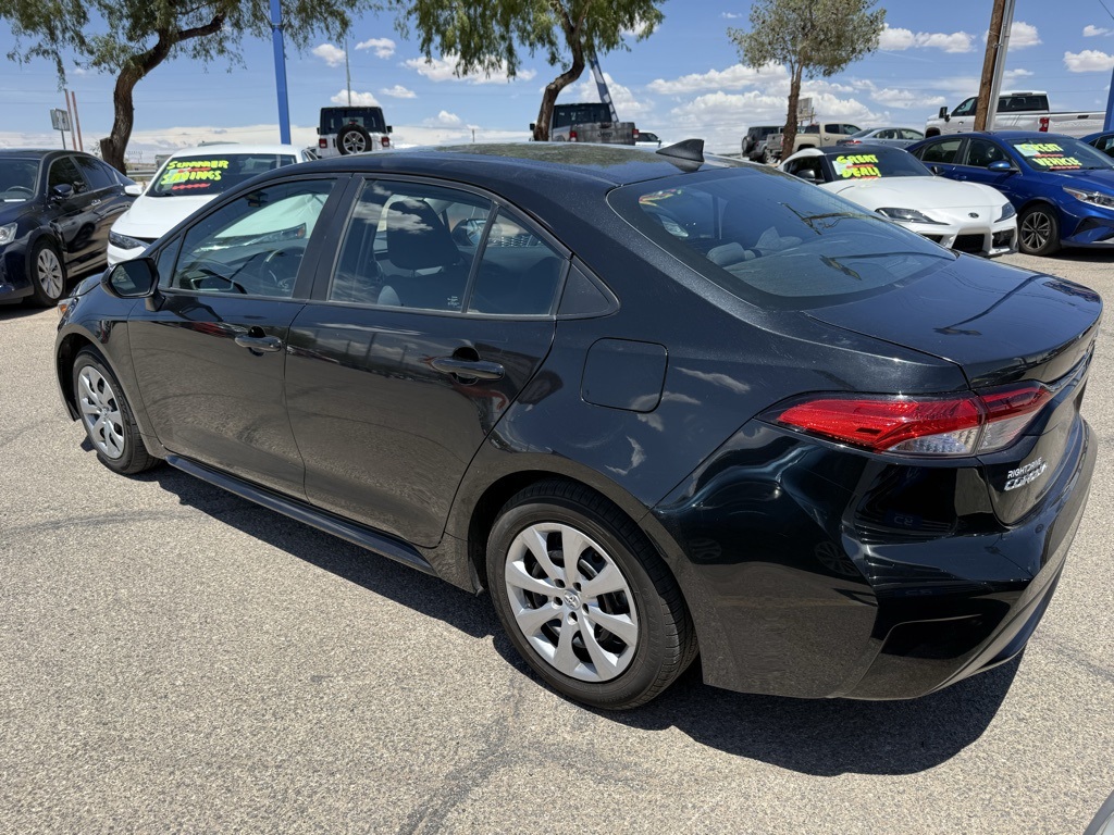 Vehicle image 6 of 21