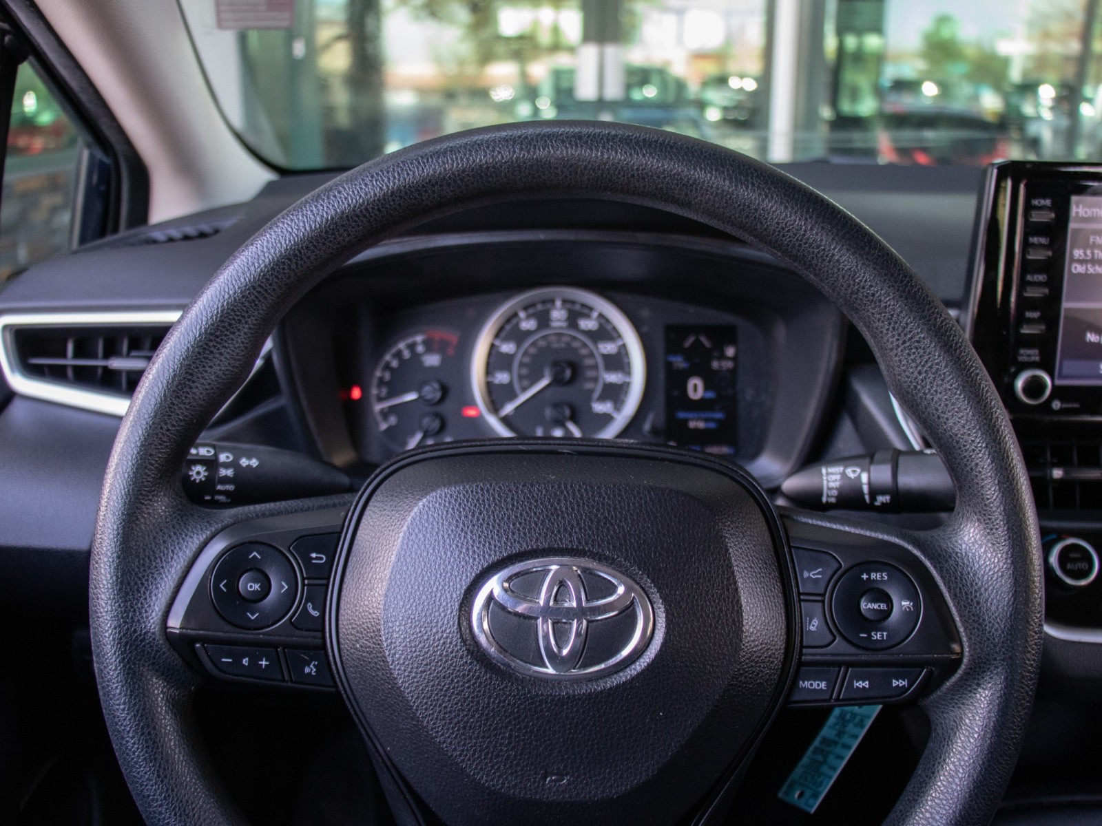 Vehicle image 12 of 23