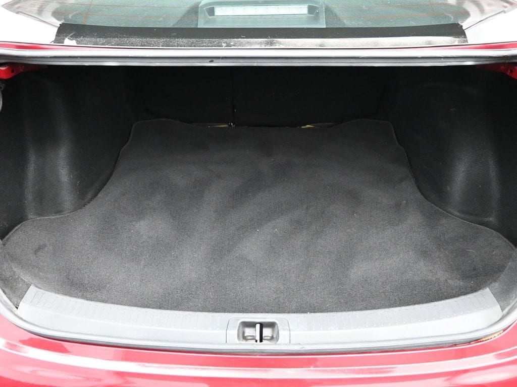 Vehicle image 9 of 10