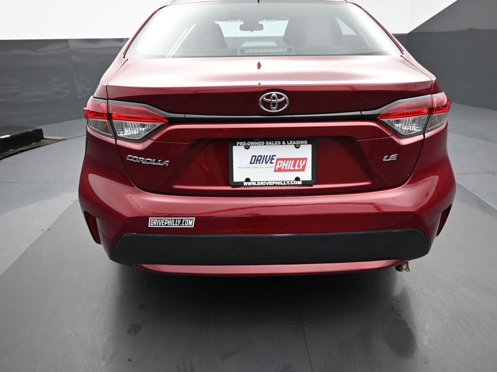 Vehicle image 2 of 10