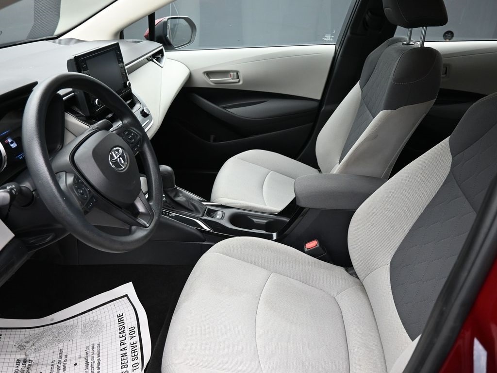 Vehicle image 5 of 10
