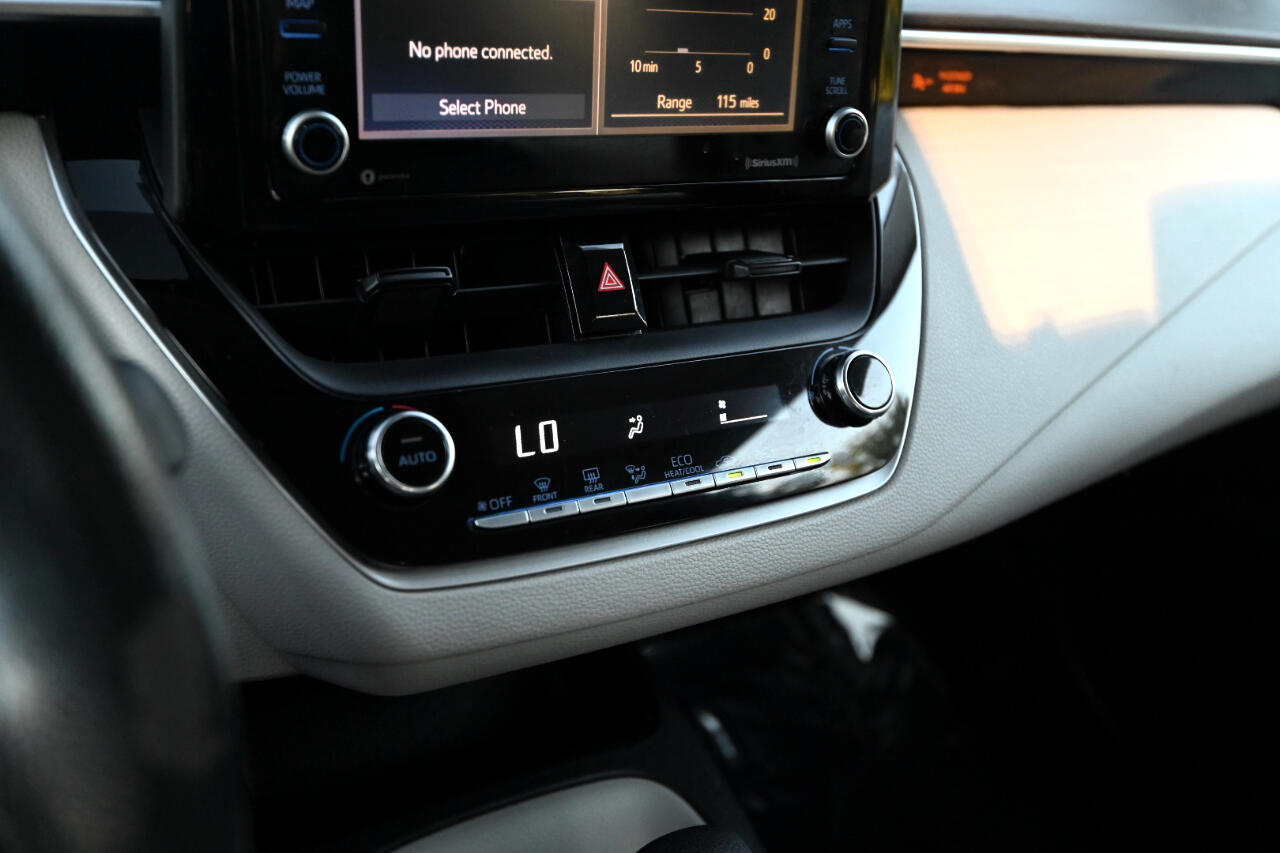 Vehicle image 29 of 42