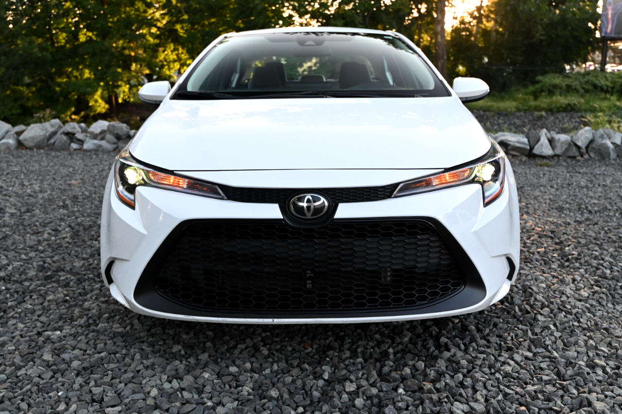 Vehicle image 2 of 42