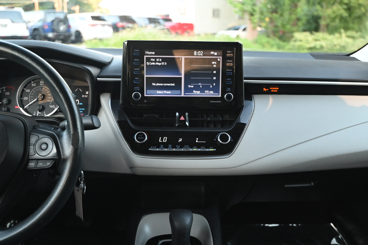 Vehicle image 20 of 42