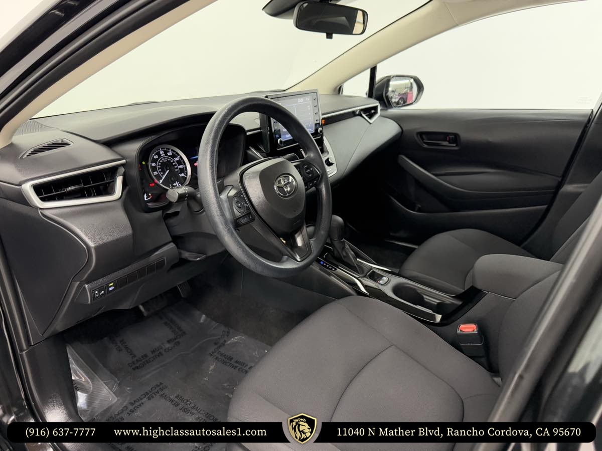 Vehicle image 16 of 54