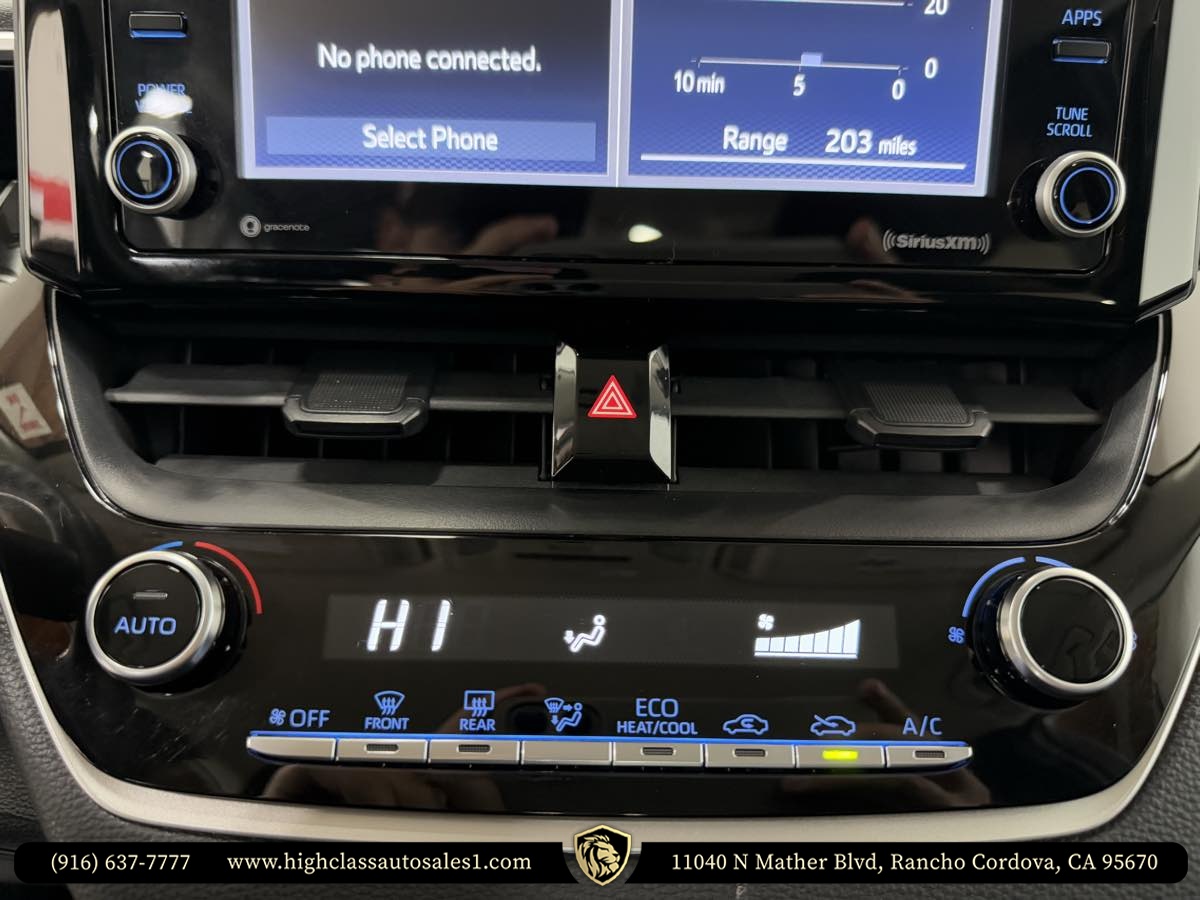 Vehicle image 35 of 54