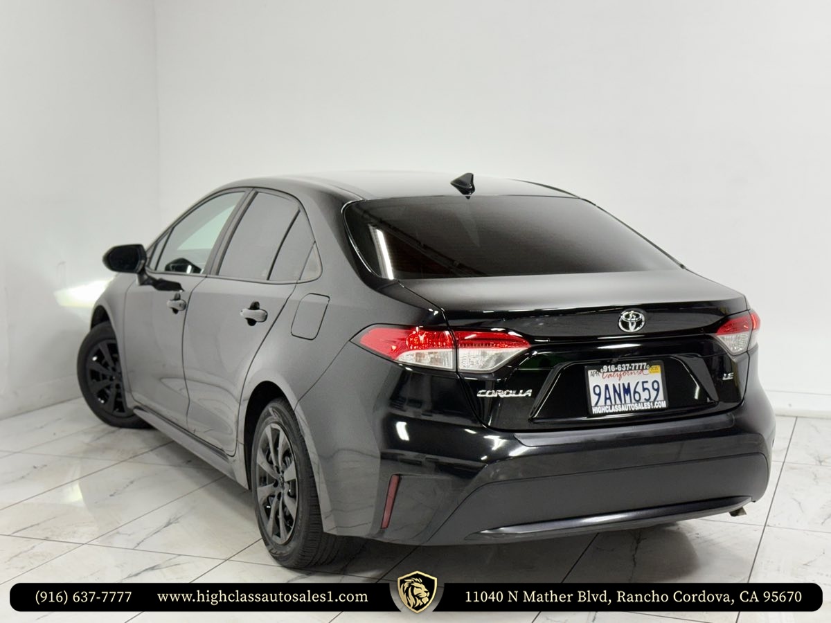 Vehicle image 11 of 54