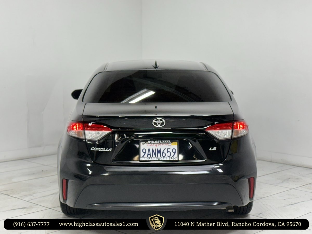 Vehicle image 10 of 54